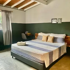 Casa Mosaiko Patio Bonito , Medellin Colombia